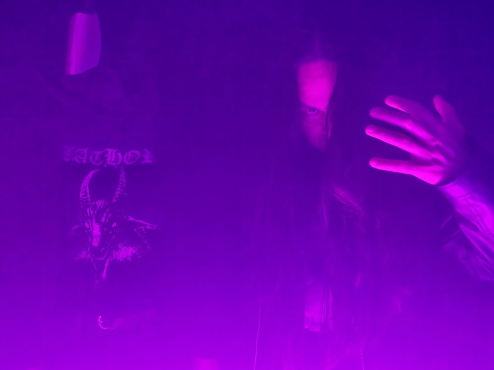 Caos atávico en el primer disco de Ancestros