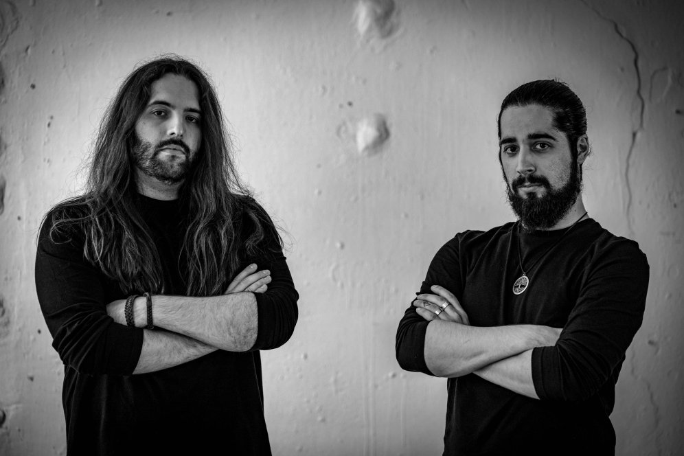 Red Elm se van de gira presentando live video